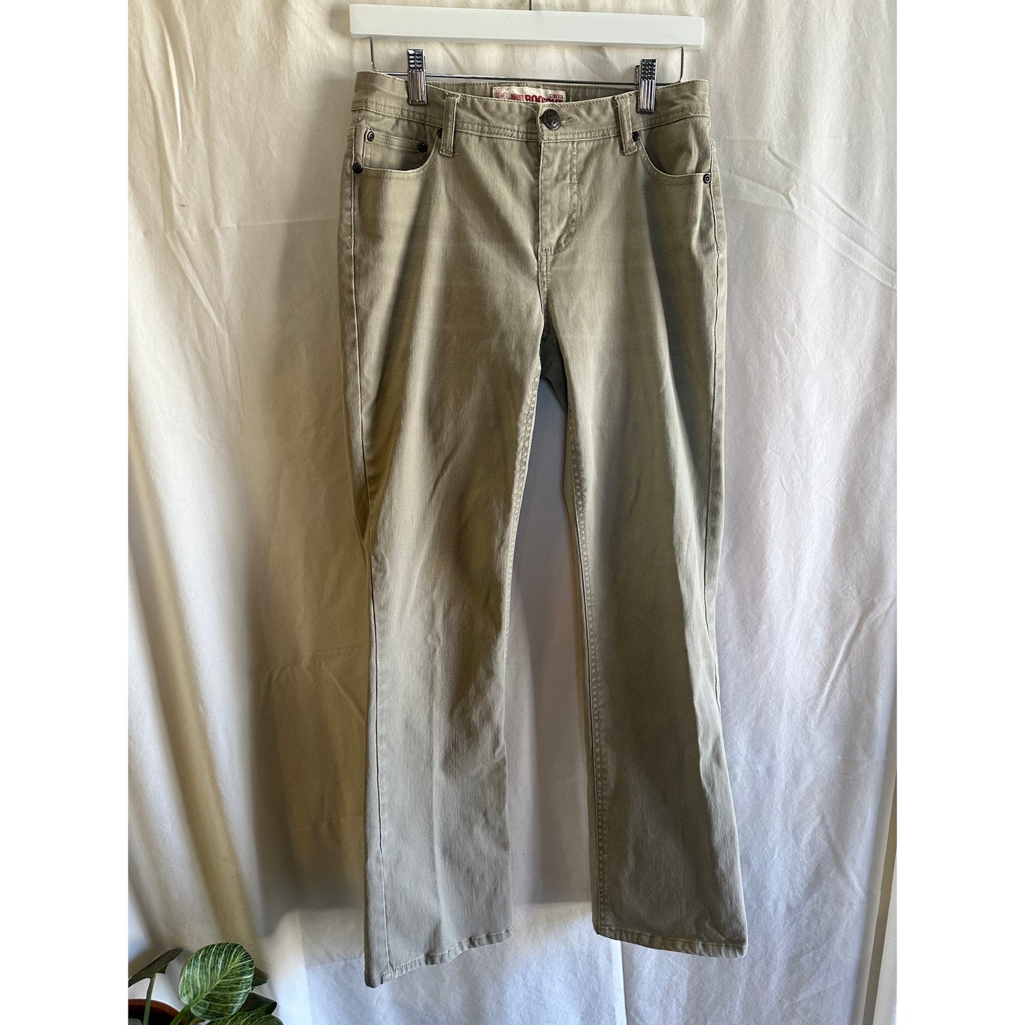 Levi's Bootcut Stretch Pants - Size 6