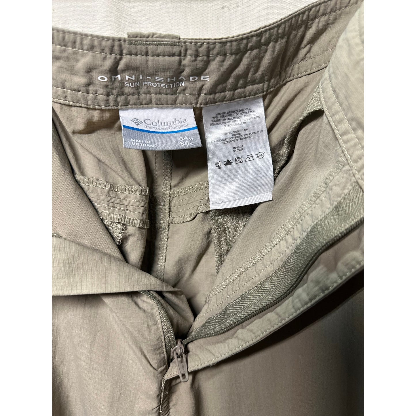 Columbia Men's Omni-Shade Convertible Cargo Pants - Waist 34", Inseam 30"