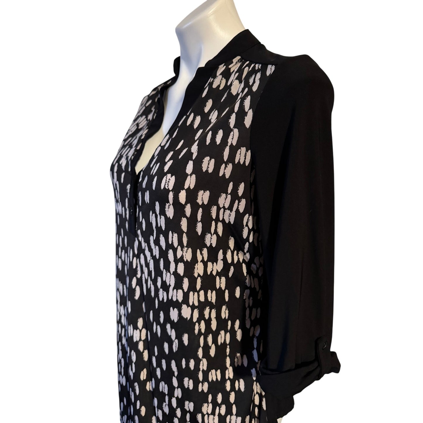 Pen Station Concept Two-Toned Polka Dot Blouse - Versatile Elegance