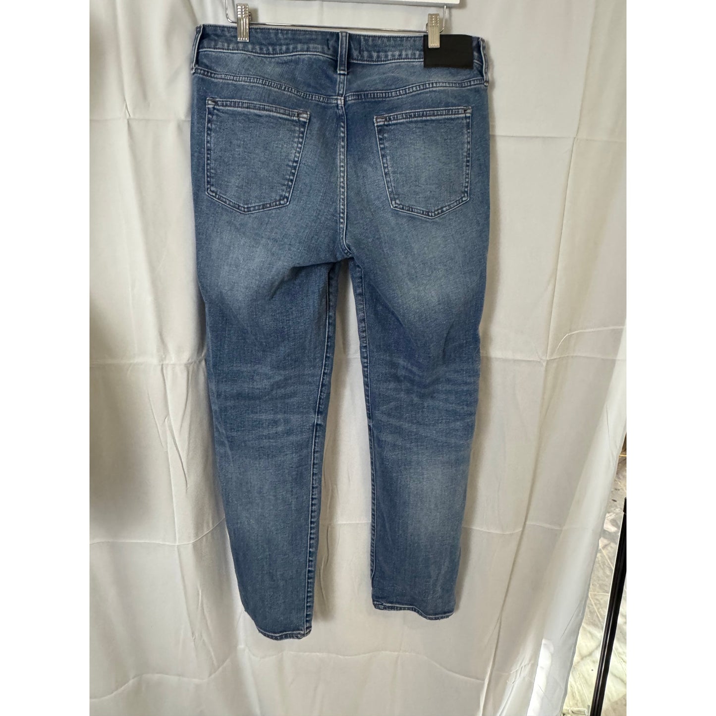 Men's Express Slim Straight Blue Jeans - Classic Denim Staple