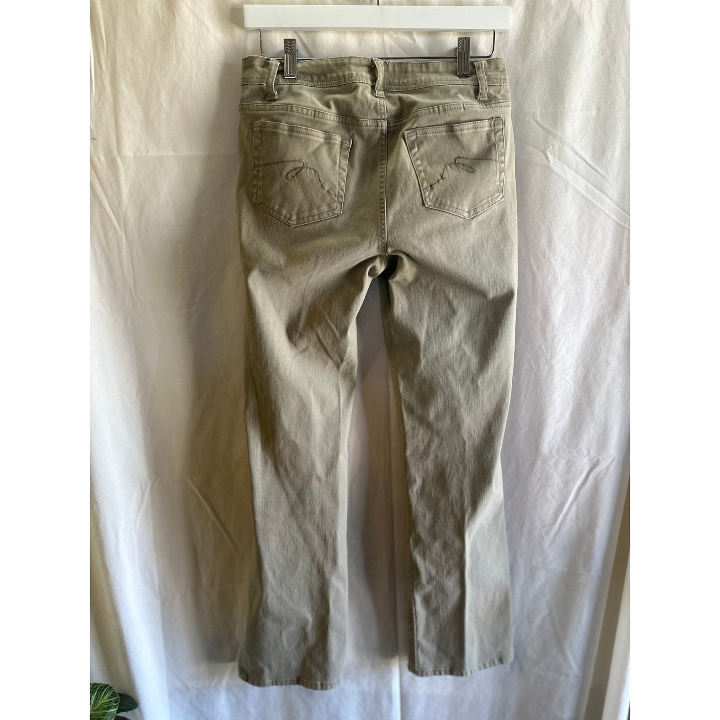 Levi's Bootcut Stretch Pants - Size 6