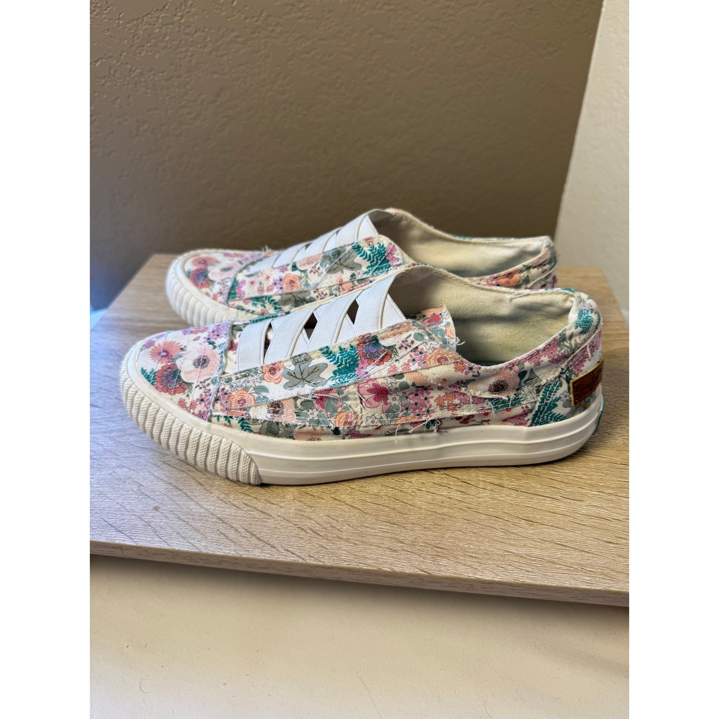 Blowfish Malibu Floral Canvas Slip-On Sneakers - Women’s Size 7