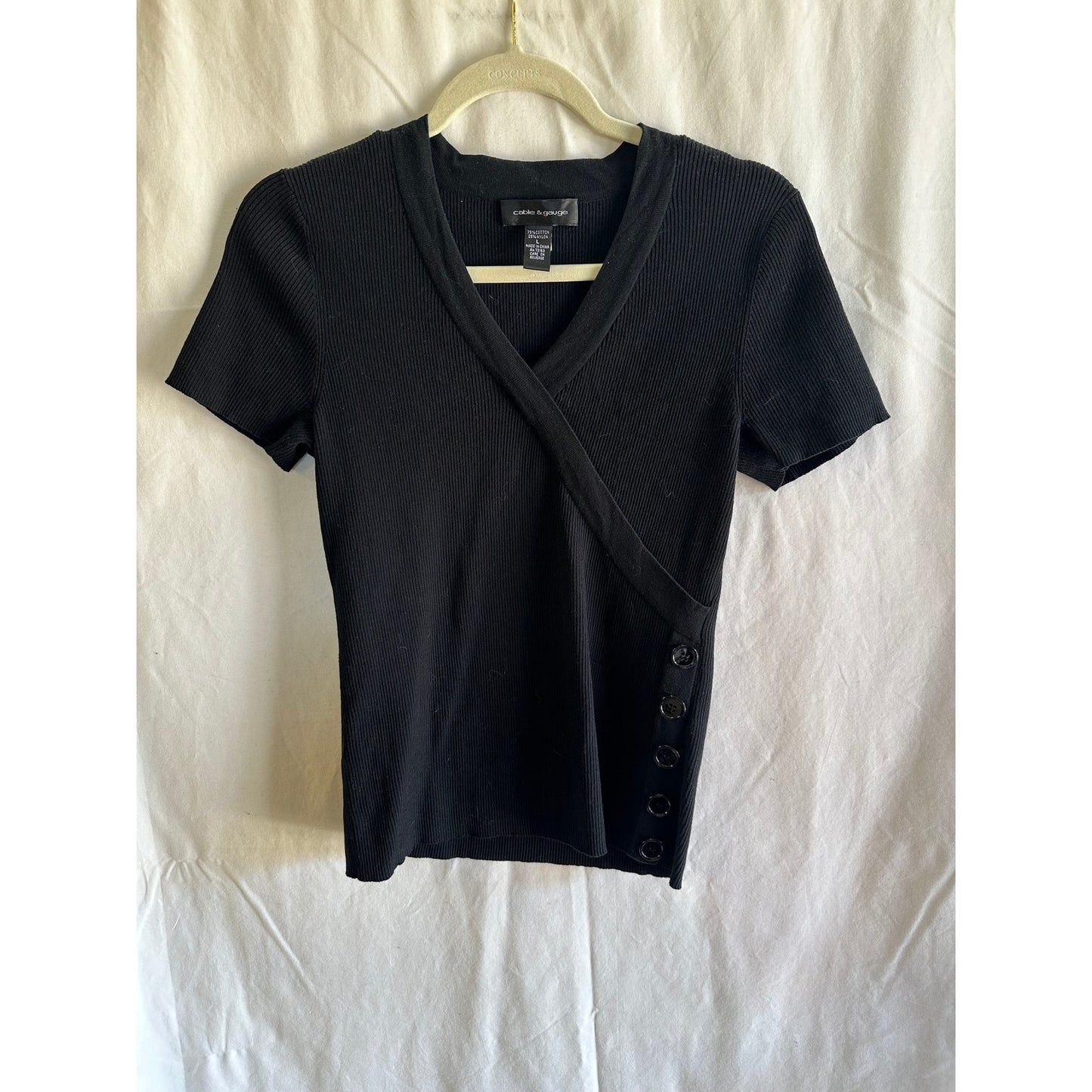 Cable & Gauge Black Ribbed Wrap Shirt - Size Large