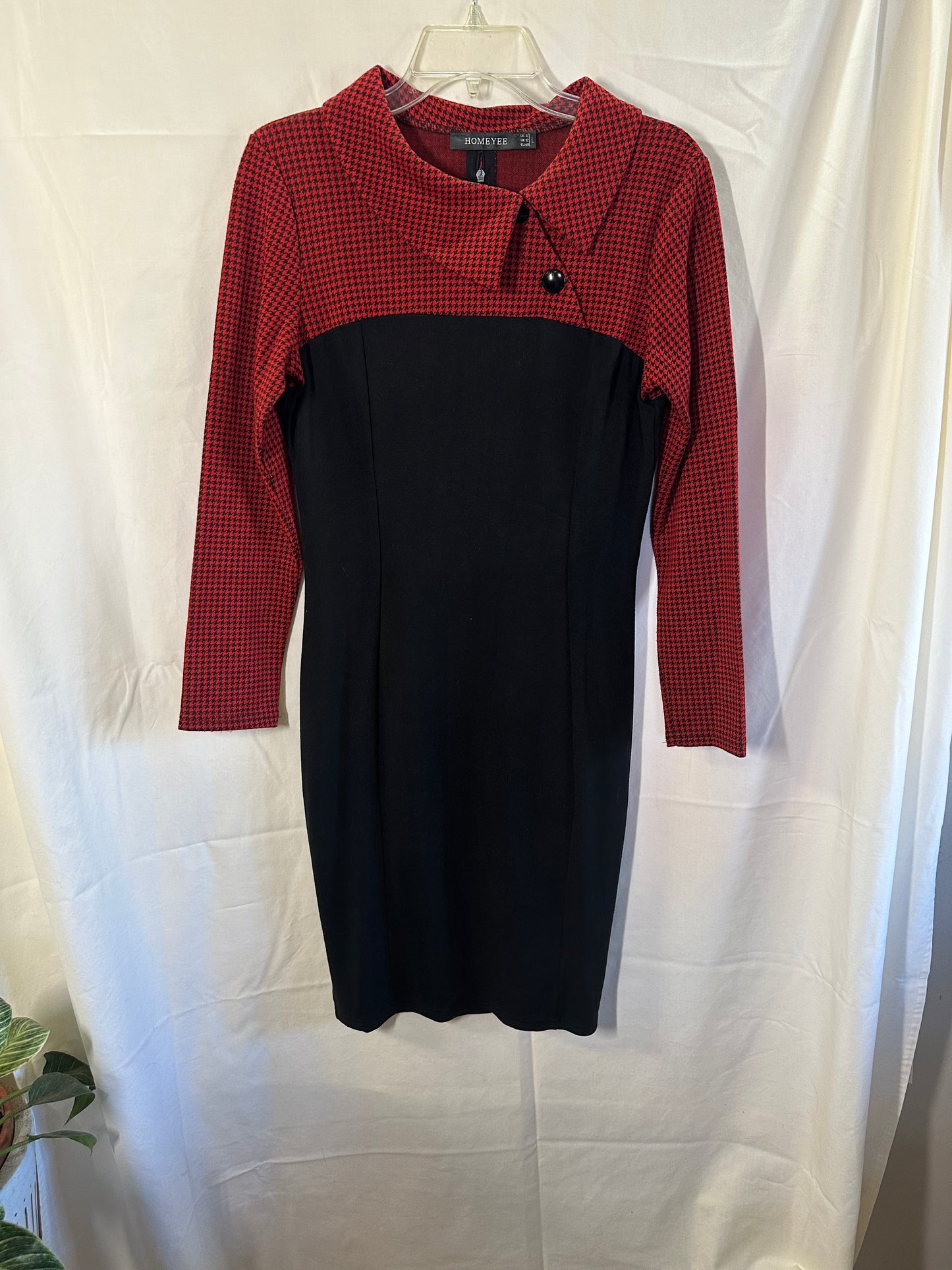 HOMEYEE Stylish Dress in Black and Red Houndstooth - L