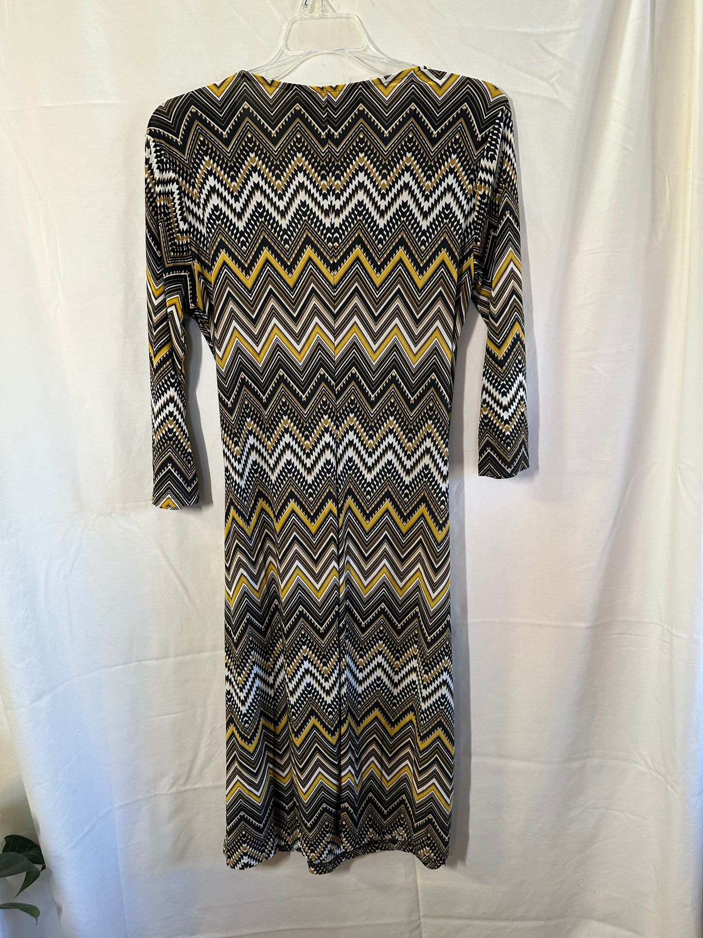 Mille Gabrielle Women's Chevron Print Midi Dress - Size M