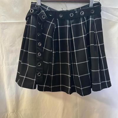 Hot Topic Black and White Plaid Skirt with Belt - Size M