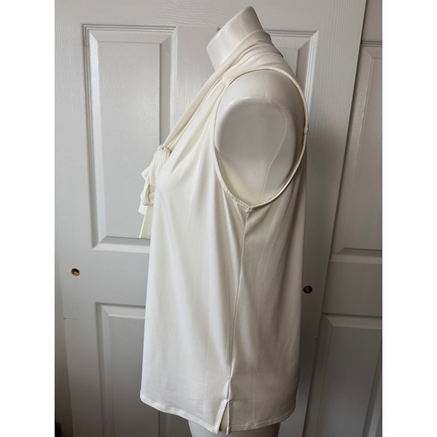 Tommy Hilfiger Women's White Sleeveless Blouse with Necktie-Scarf - Medium