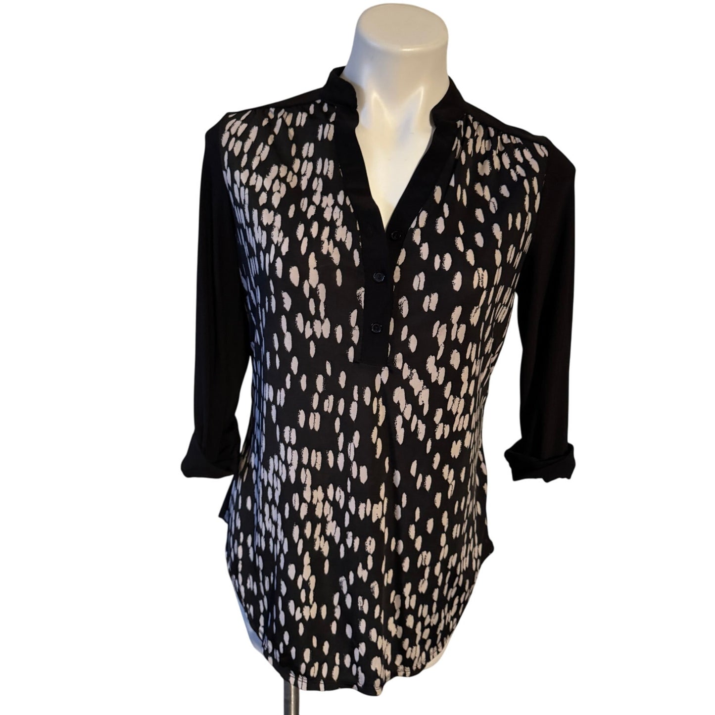 Pen Station Concept Two-Toned Polka Dot Blouse - Versatile Elegance