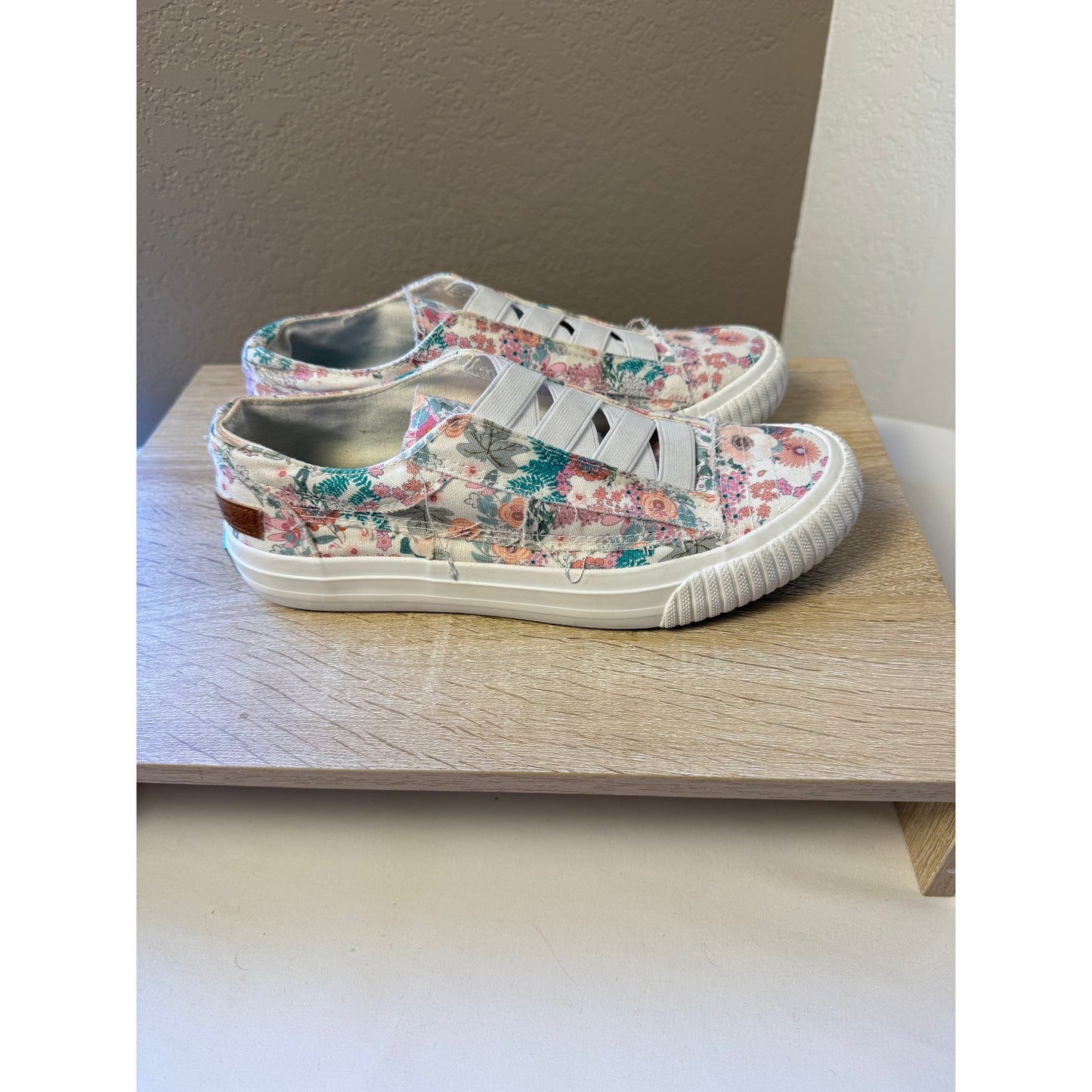 Blowfish Malibu Floral Canvas Slip-On Sneakers - Women’s Size 7