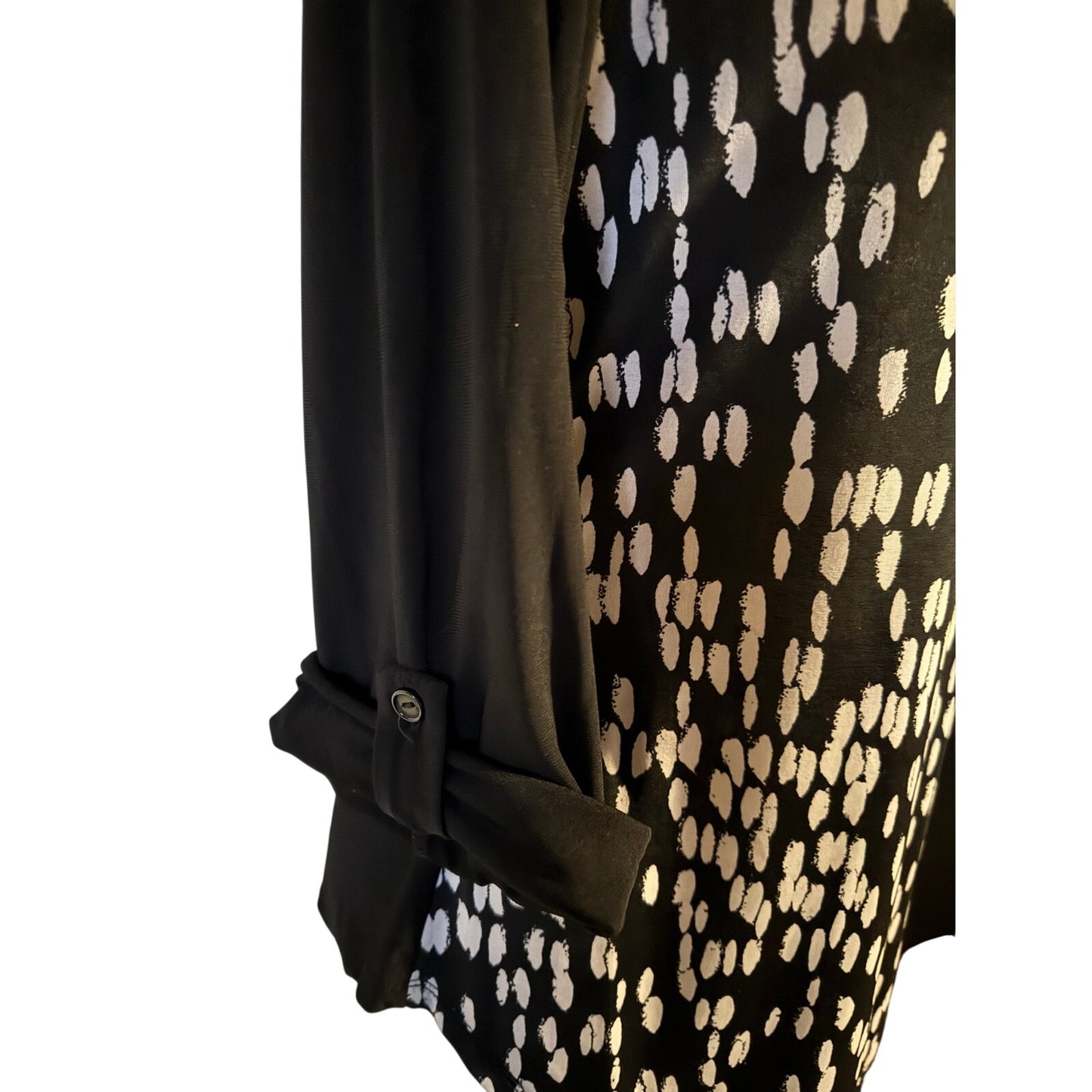 Pen Station Concept Two-Toned Polka Dot Blouse - Versatile Elegance