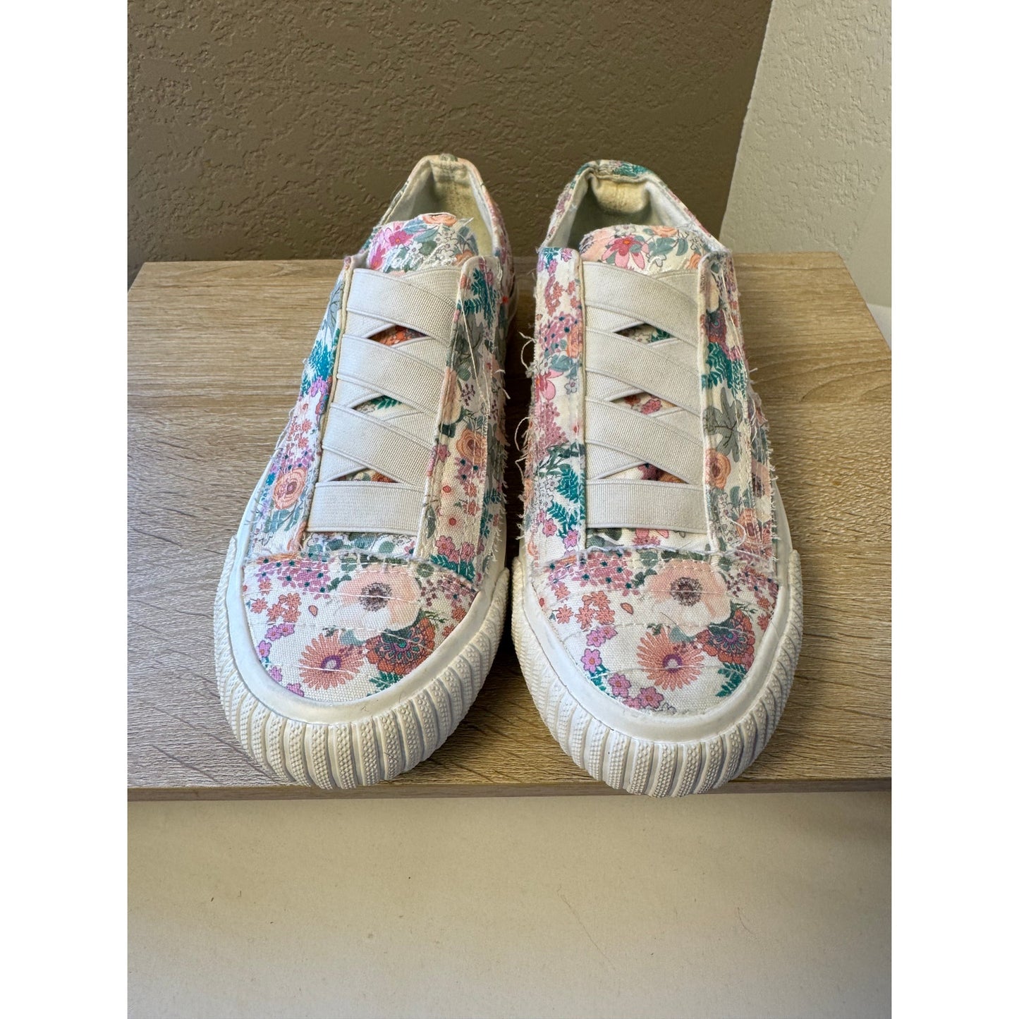 Blowfish Malibu Floral Canvas Slip-On Sneakers - Women’s Size 7