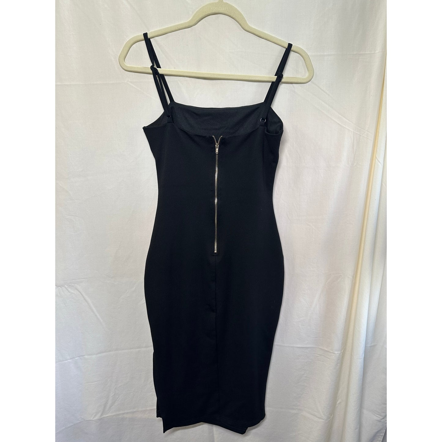 Lulu’s Little Black Dress - Size Small - Sleek Bodycon with Back Zipper Detail